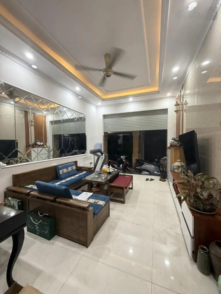 Nguyễn viết xuân- hà đông, nhà đẹp 5 tầng, dt 48m + mt 4.2m - chỉ 8.2 tỷ lh:0962797596.
