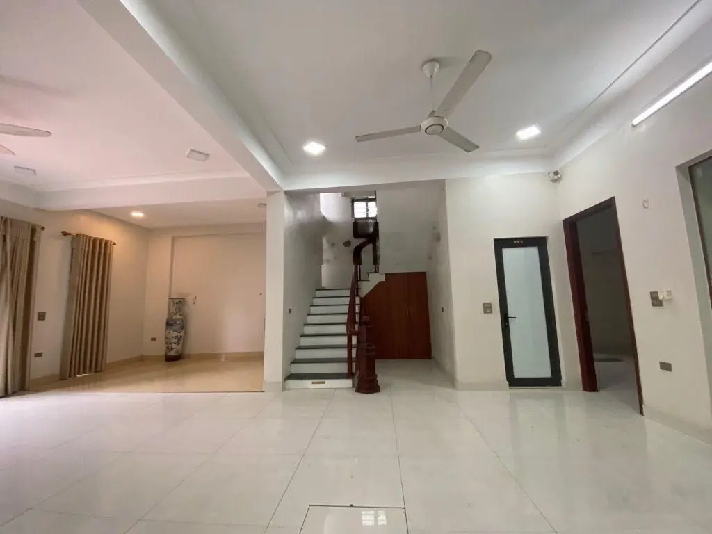 Bán nhà biệt thự sân vườn tại thôn vệ xã nam hồng huyện đông anh diện tích 230m nhà 2 mặt tiền