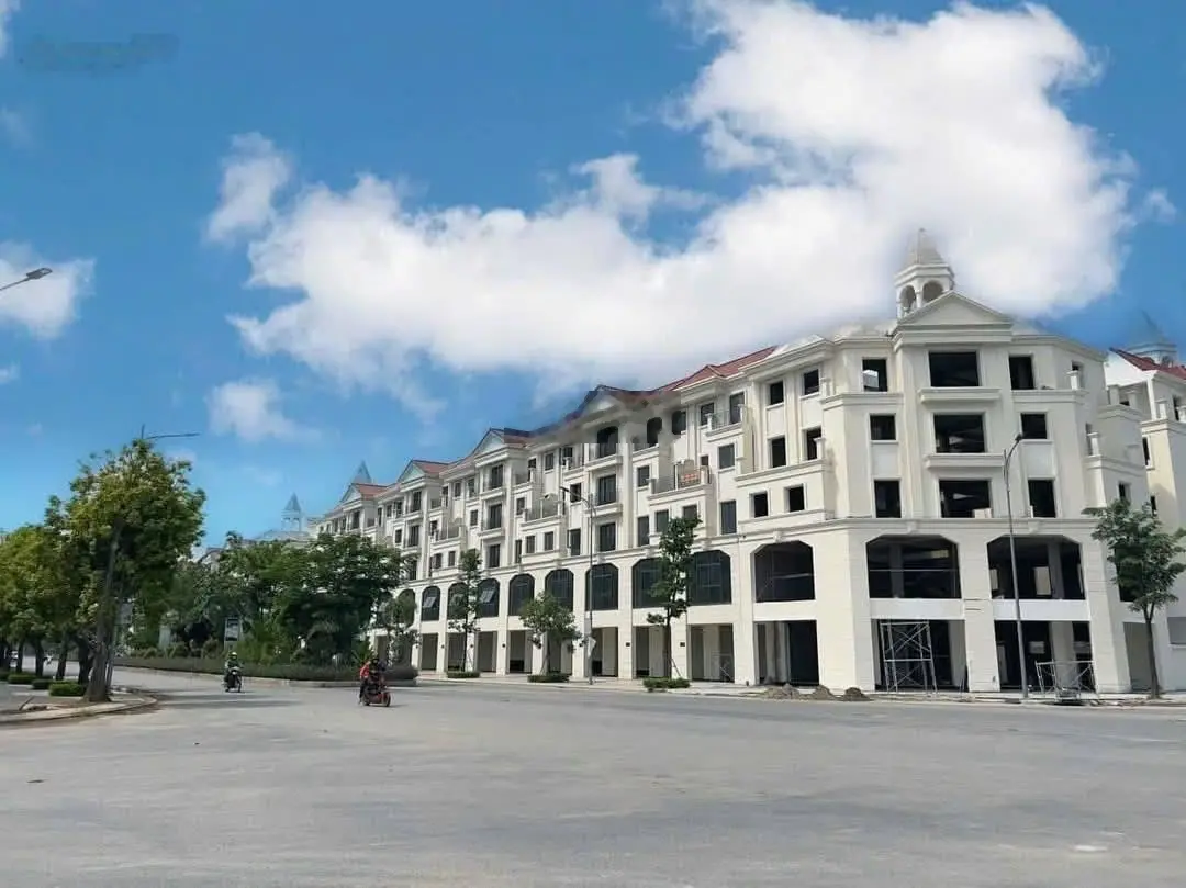 Sở hữu ngay liền kề Hy lạp dự án Hinode Royal Park. Diện tích 90m2 giá 20 tỷ. Liên hệ: 0966761190