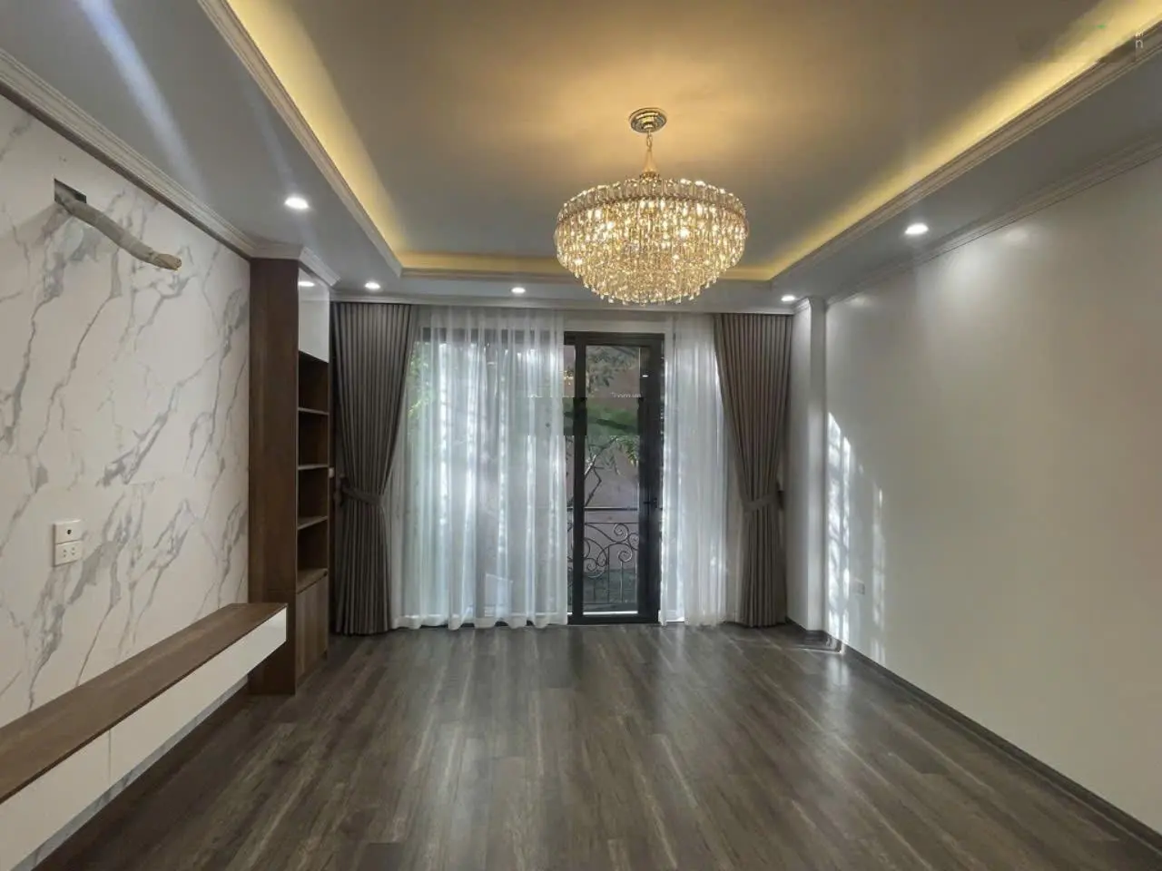 Tây Hồ - Thụy Khuê - kinh doanh thang máy 42m2 x7 tầng