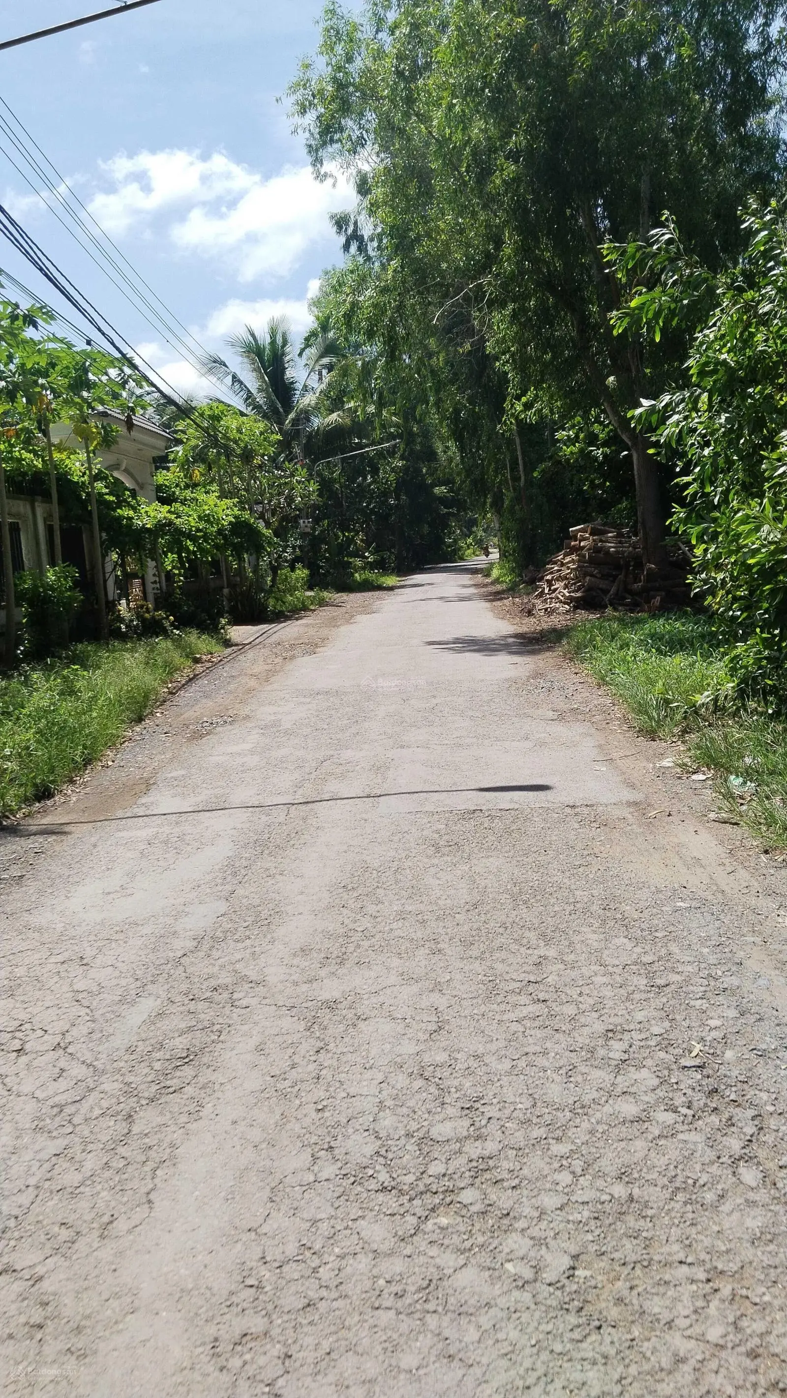 Nhà mới giá rẻ, 378m2 mặt tiền đường nhựa, Mỹ Thạnh An, TP Bến Tre