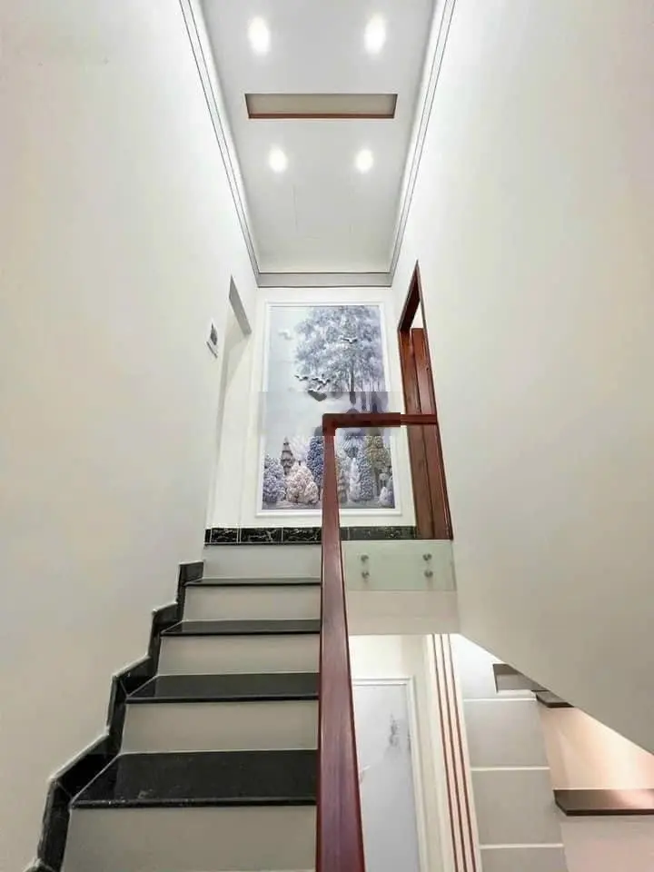 Bán nhanh căn nhà ngay Phan Đăng Lưu, Hiệp An, Thủ Dầu Một, Sổ riêng, 80m2, giá 870 triệu