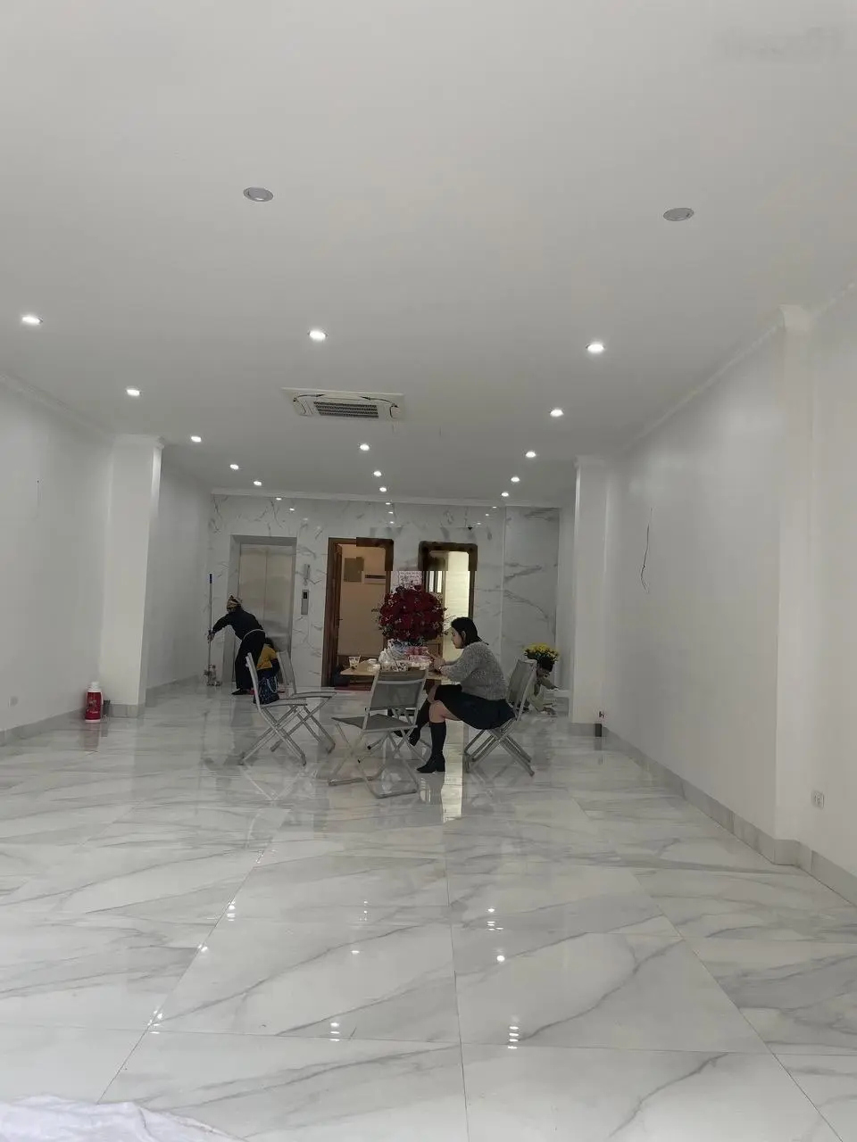 Bán Căn Liền Kề Khu PHC 158 Phố Nguyễn Sơn 6 Tầng Thang Máy Kinh Doanh 82m2 Giá Tốt