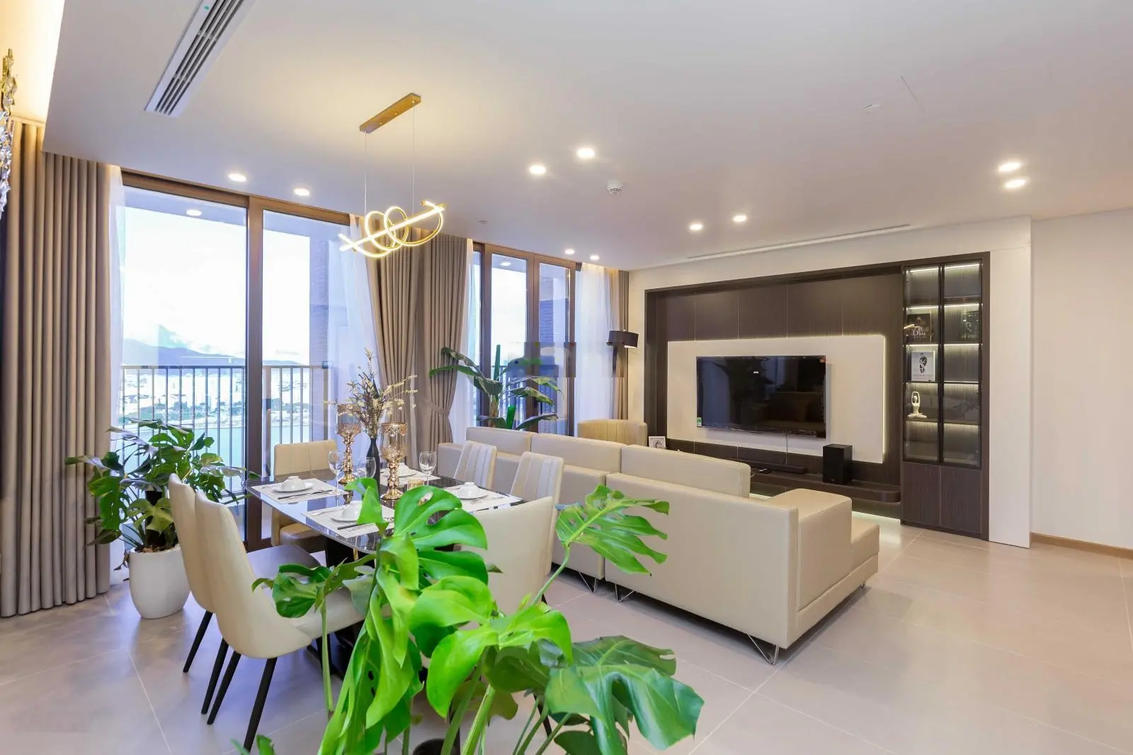 Không ở đâu rẻ bằng!cắt lỗ nhanh 500 triệu căn hộ 2 ngủ SAM Towers view sông Hàn 100%, xem pháo hoa