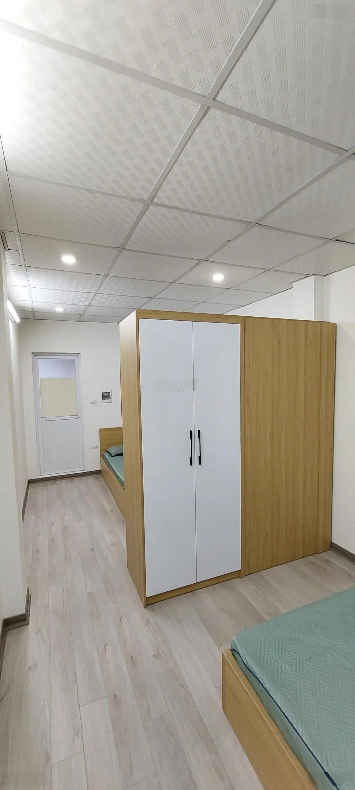 Chính chủ bán nhà tập thể 3 tầng Hoàng Đạo Thành