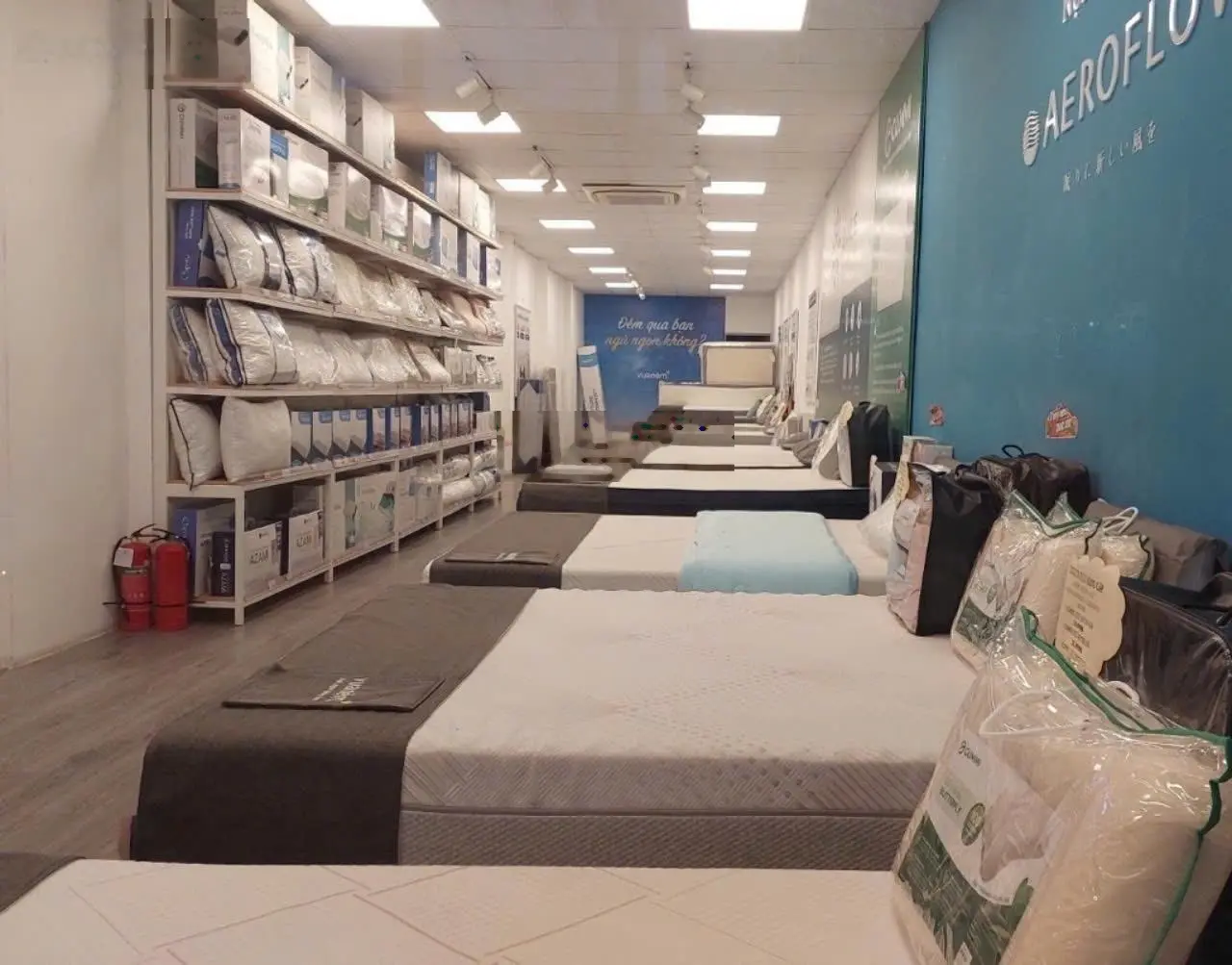 Bán 77m2 đất mặt phố Ngô Xuân Quảng, kinh doanh, đẳng cấp