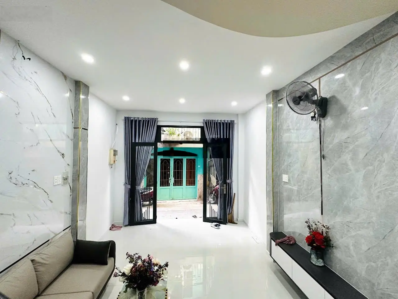 Lên sóng siêu phẩm đúc 3.5 tấm khu trung tâm gần sân bay phường 3, Q. Gò Vấp, TP HCM