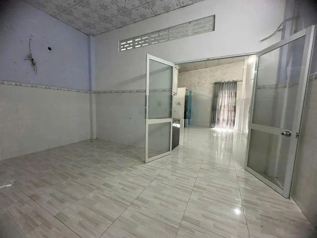 Thanh lý gấp nhà 1trệt, 1 lầu MT đường Thuận Giao 12, DT: 60m2, SHR, LH: 0909583211
