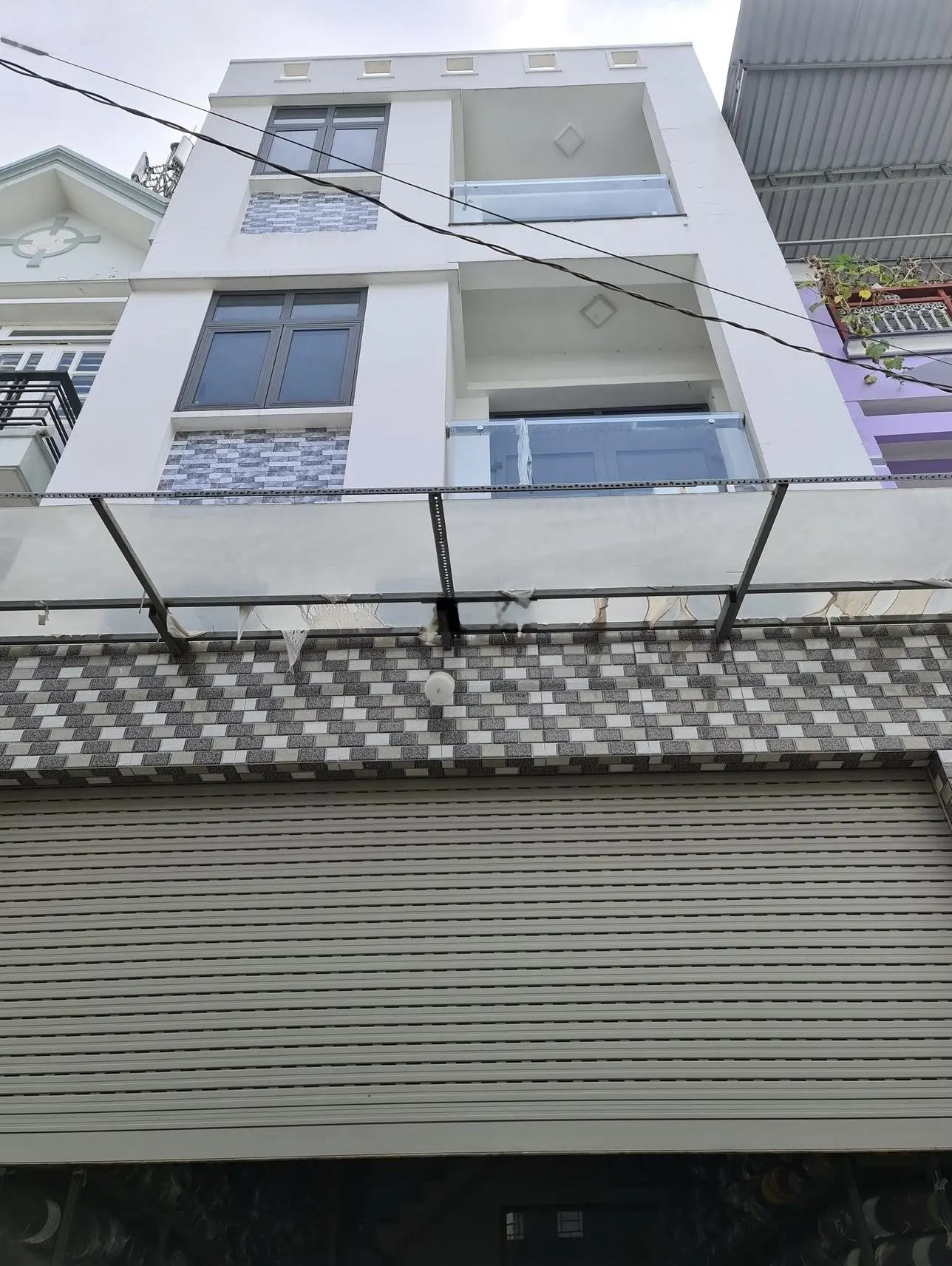 Bán nhà HXH ra ngay đầu đường TTH21, 72m2 1tỷ7 SHR sang tên trong ngày, ngay ngã tư Tân Thới Hiệp