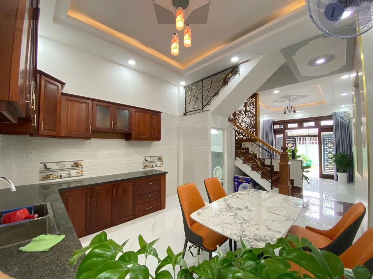 Cần bán nhà riêng đường Thạnh Lộc 19 giá 6,1 tỷ VND tại Quận 12, Hồ Chí Minh