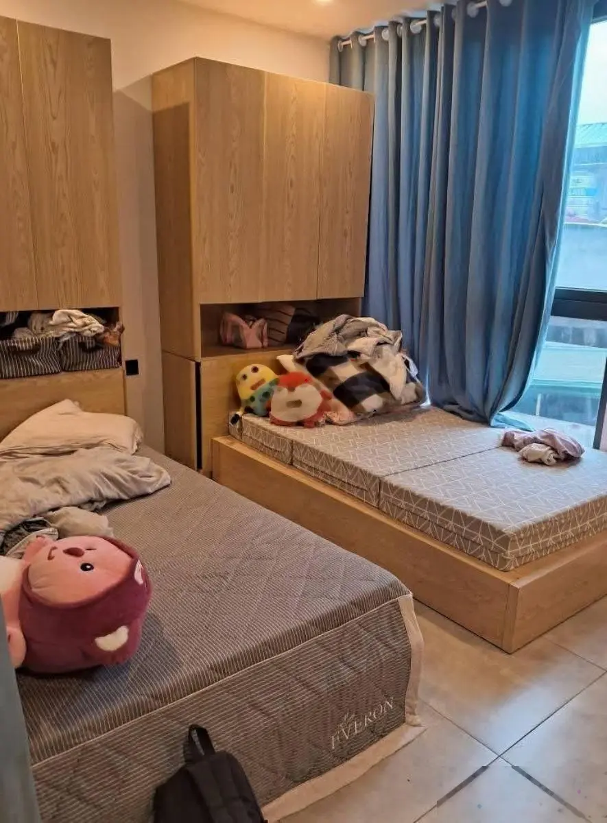 Nhà mặt phố Ngô Gia Khảm, 74X6T, TM, lô góc, vỉa hè rộng, KD sầm uất, giá đầu tư 21 tỷ.