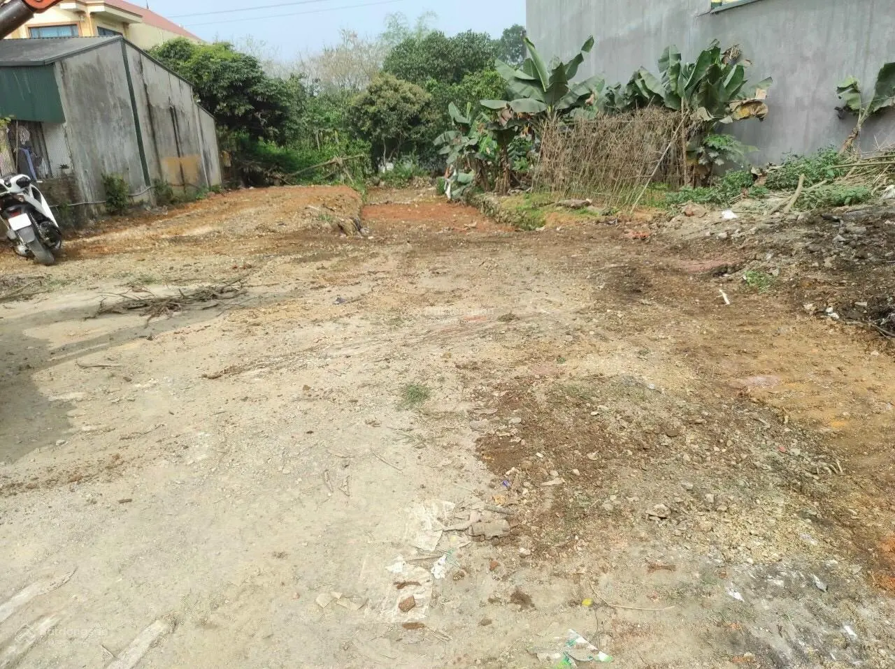 100m2 mặt đường quốc lộ, sẵn nha kinh doanh thủy xuân tiên CM HN sát Trường Cao Đẳng Cộng Đồng