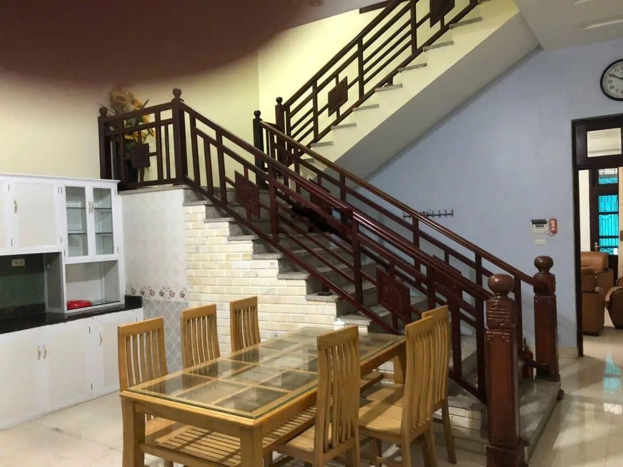 Nhà 3,5 tầng đã gắn tài sản phố Cù Chính Lan, Ninh Xá, Bắc Ninh. Sổ đỏ trao tay