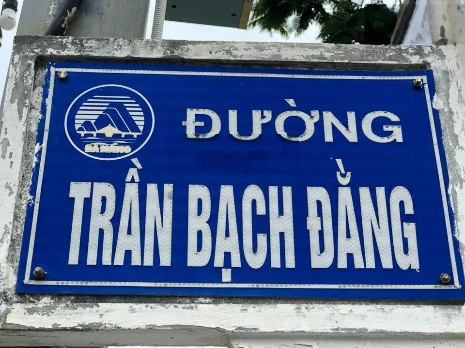 Bán khách sạn 7 tầng mặt tiền Trần Bạch Đằng_Ngũ Hành Sơn.