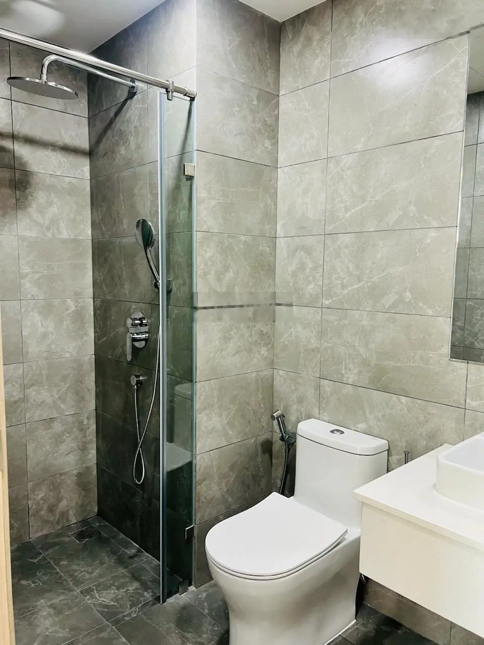 Bán nhanh căn hộ 2PN 68m2 D-Aqua giá 3,45 tỷ. Bao hết thuế phí, hỗ trợ xem nhà thực tế tại dự án