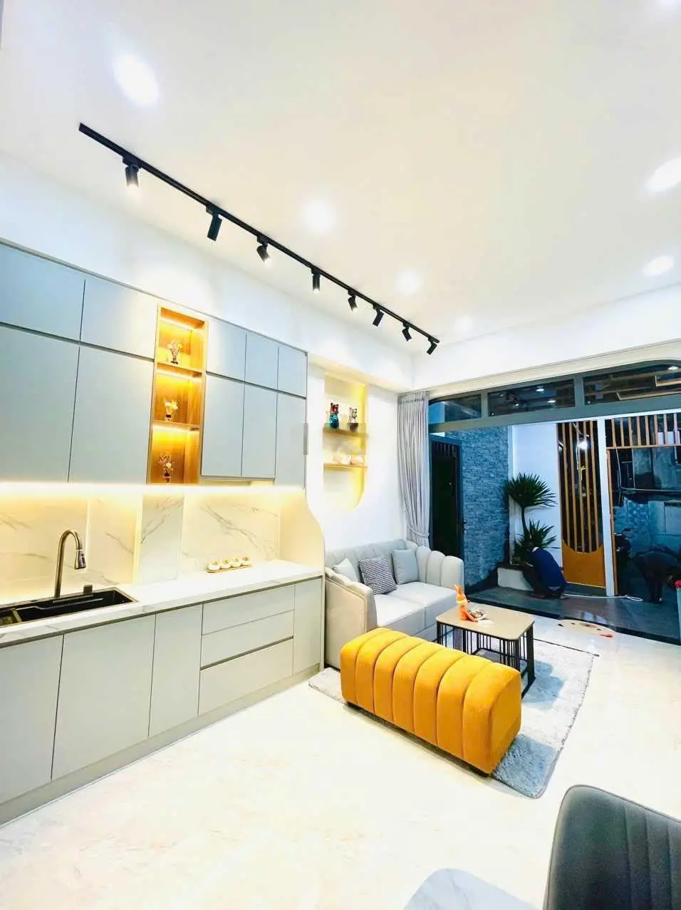 Siêu phẩm đẹp lung linh Xô Viết Nghệ Tĩnh, 2 tầng, hẻm xe hơi, 4.670 tỷ
