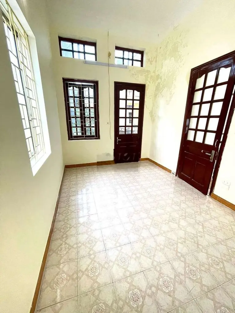 Bán nhà Biệt thự Thanh đàm 95/106T1m², 2tang, mặt tiền8.7m, giá 9.2 tỷ