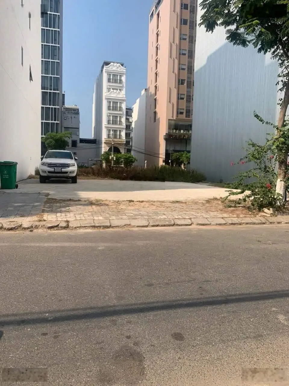 Bán MT LÊ VĂN THỨ trục thông biển Mỹ Khê ngang gần 8m giá rẻ