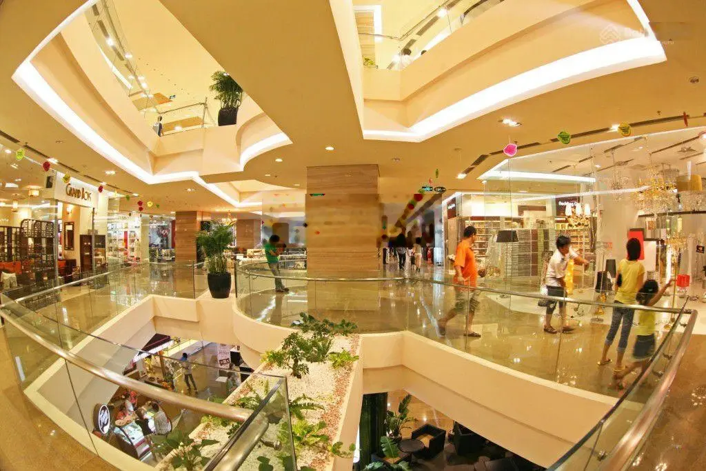 Hàng độc bản Vinhomes D'Capitale Trần Duy Hưng, giá rẻ nhất thị trường 82m2, Đông Nam, view hồ