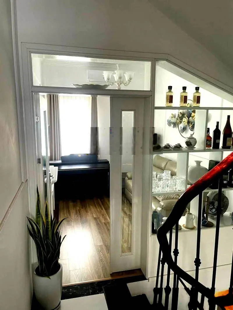 Bán nhà Tây Mỗ. Diện tích: 34m2. Ôtô đỗ cổng, full nội thất Nhập Âu. Gọi ngay 0936936683 (em Mừng)