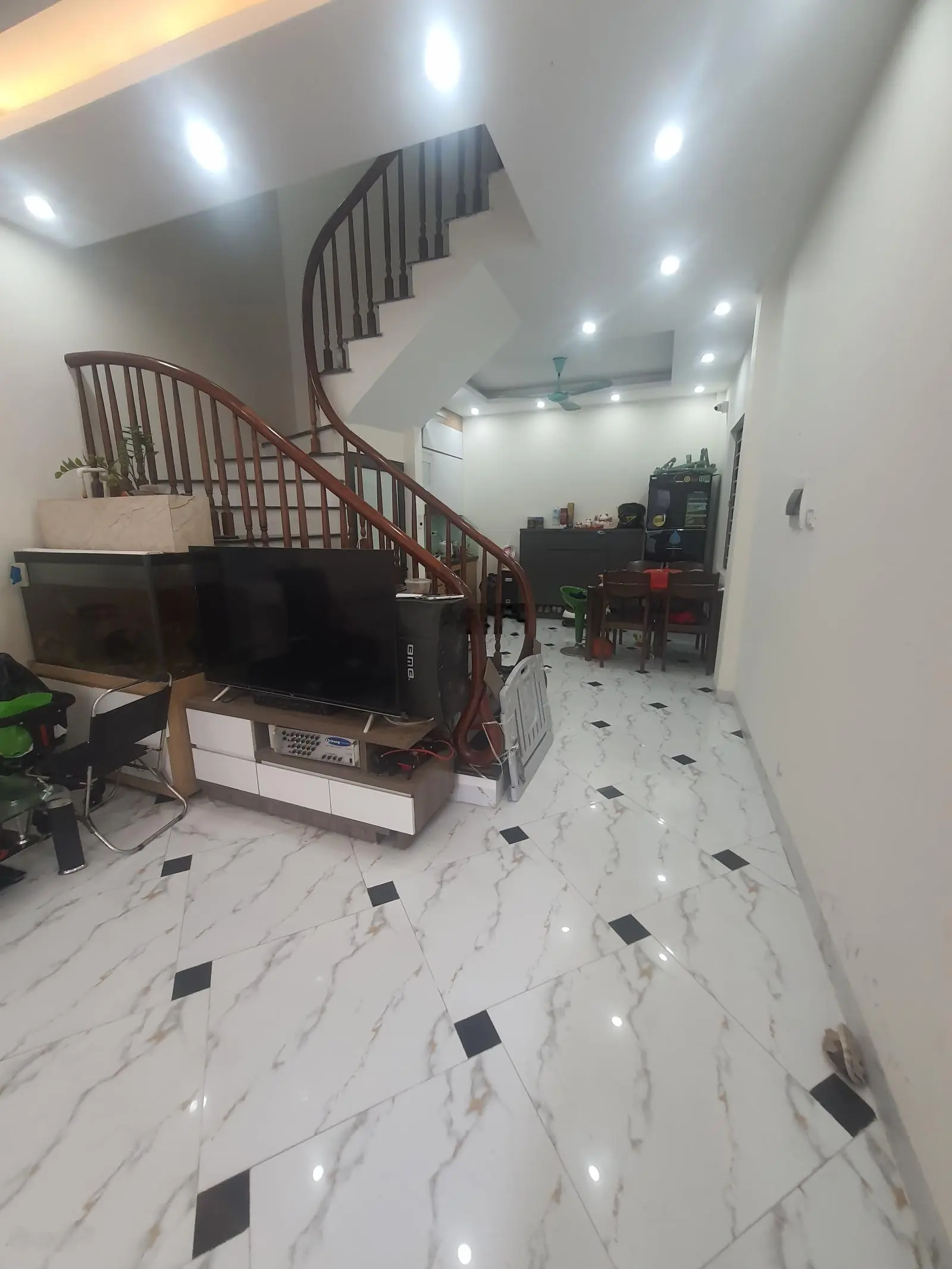 Bán nhà riêng Di Trạch Hoài Đức 40m2 MT 4m, 4 tầng, nhỉnh 4 tỷ