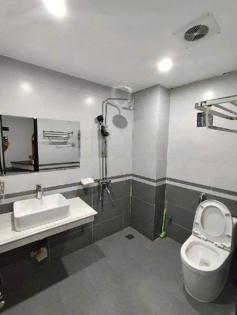 Nhất cận thị, nhị cận Giang. Nhà riêng 4PN, 4WC, 31m2 gần ĐH Phenikaa Yên Nghĩa, Hà Nội, Chỉ 3,7 tỷ