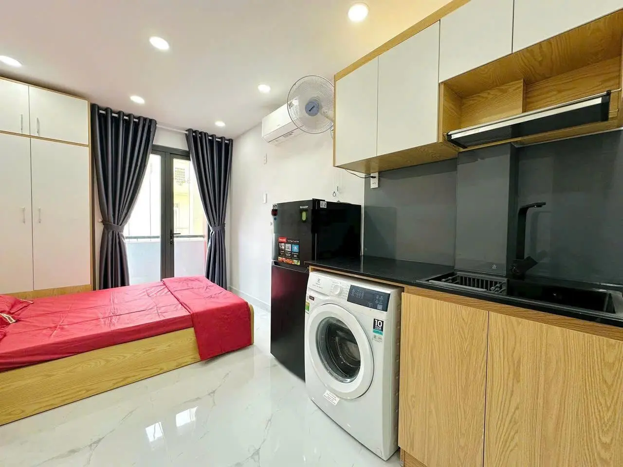 Bán Nhà Bình Thạnh , Nơ Trang Long Hẻm 8m gần Mặt tiền(5.5x13m)cho thuê 35 triệu/tháng nhỉnh 11 tỷ