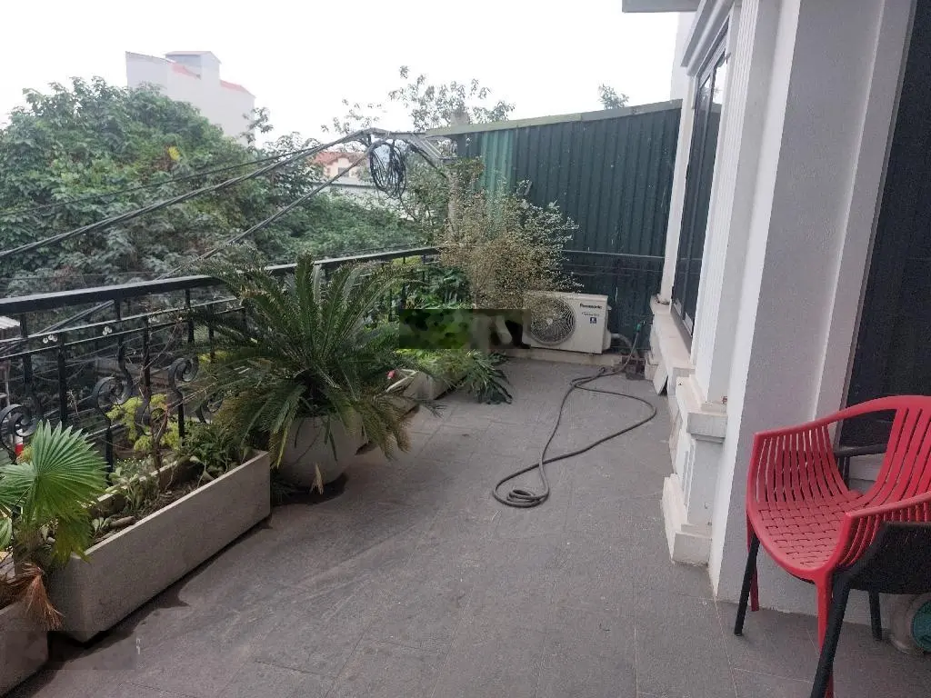 Biệt thự 230m2 3 tầng kiên cố ô tô tránh đỗ nội thất gỗ cao cấp nghỉ dưỡng đỉnh Bát Khối Gia Lâm