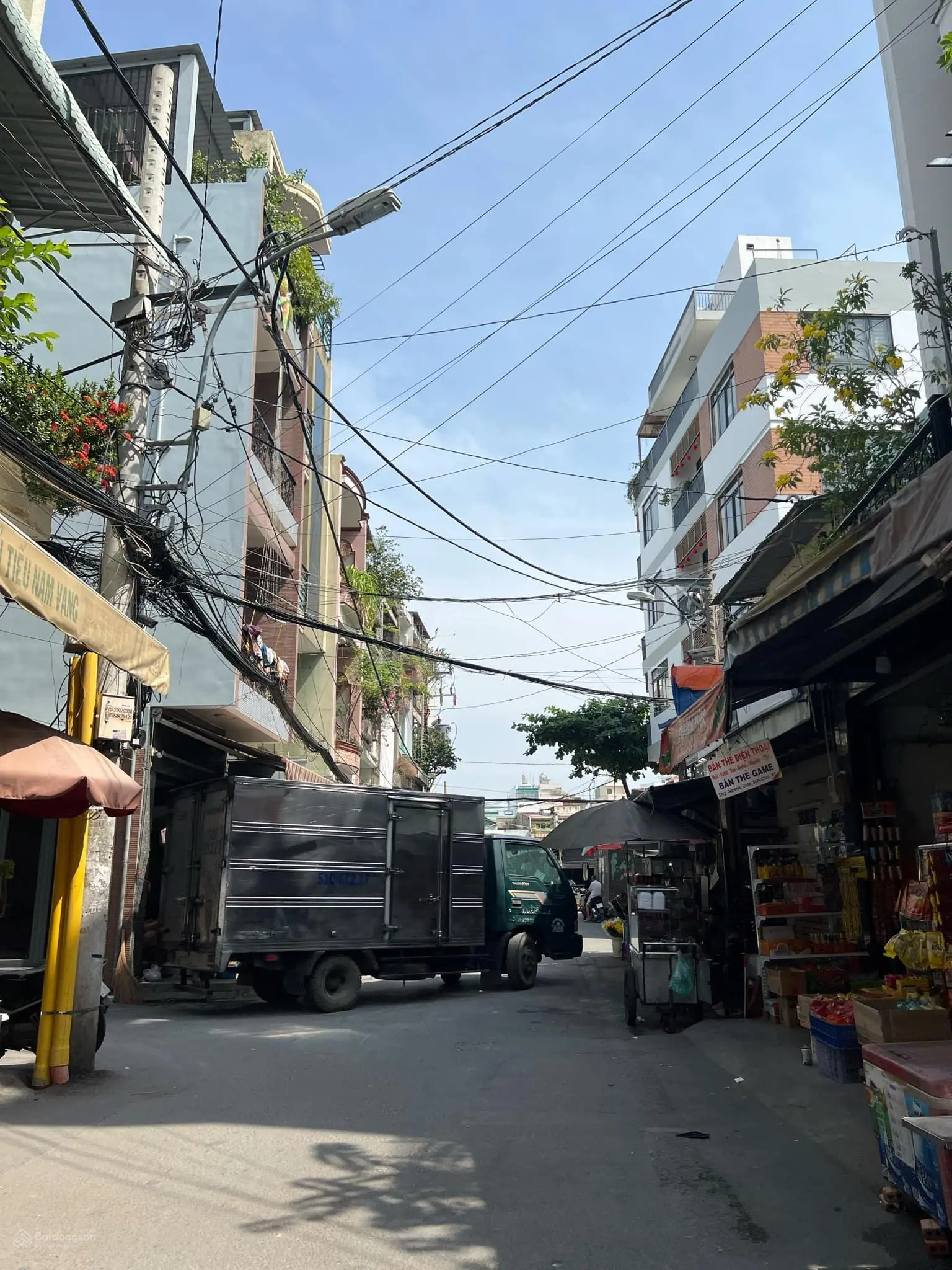Gấp bán nhà 4 tầng, 39m2, vừa ở vừa KD, hẻm xe hơi thông Nguyễn Đình Chiểu,Quận 3, 7.5 Tỷ