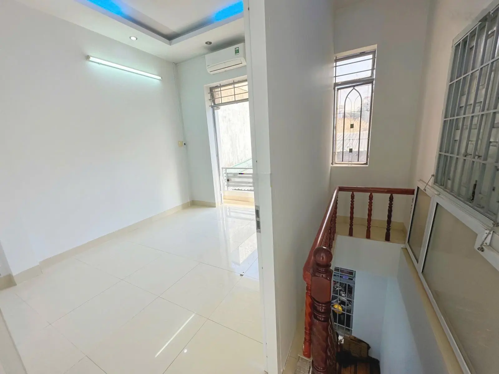 Bán căn nhà hẻm VCN Phước Hải, Nha Trang. DT 65.4m2, 2 tầng đã hoàn công. Giá rẻ nhất thị trường