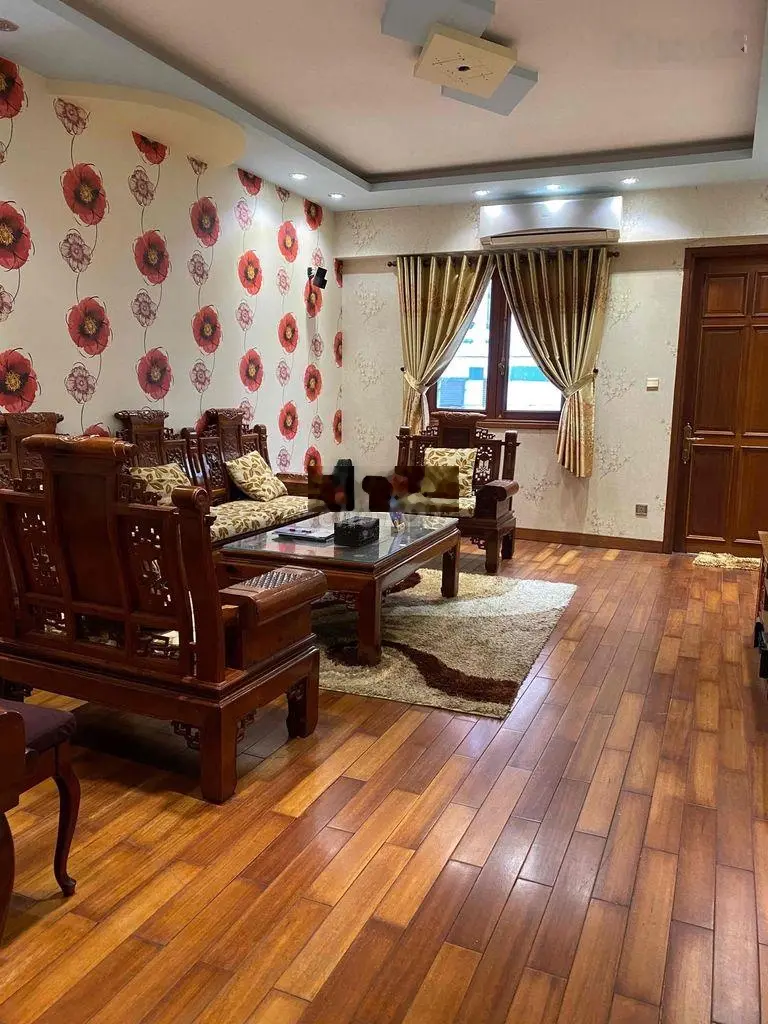 Bán nhà MT Quận 5 ngay sát Trần Hưng Đạo . ( 4 x 16,5m ) 64m2 giá 12,5 tỷ