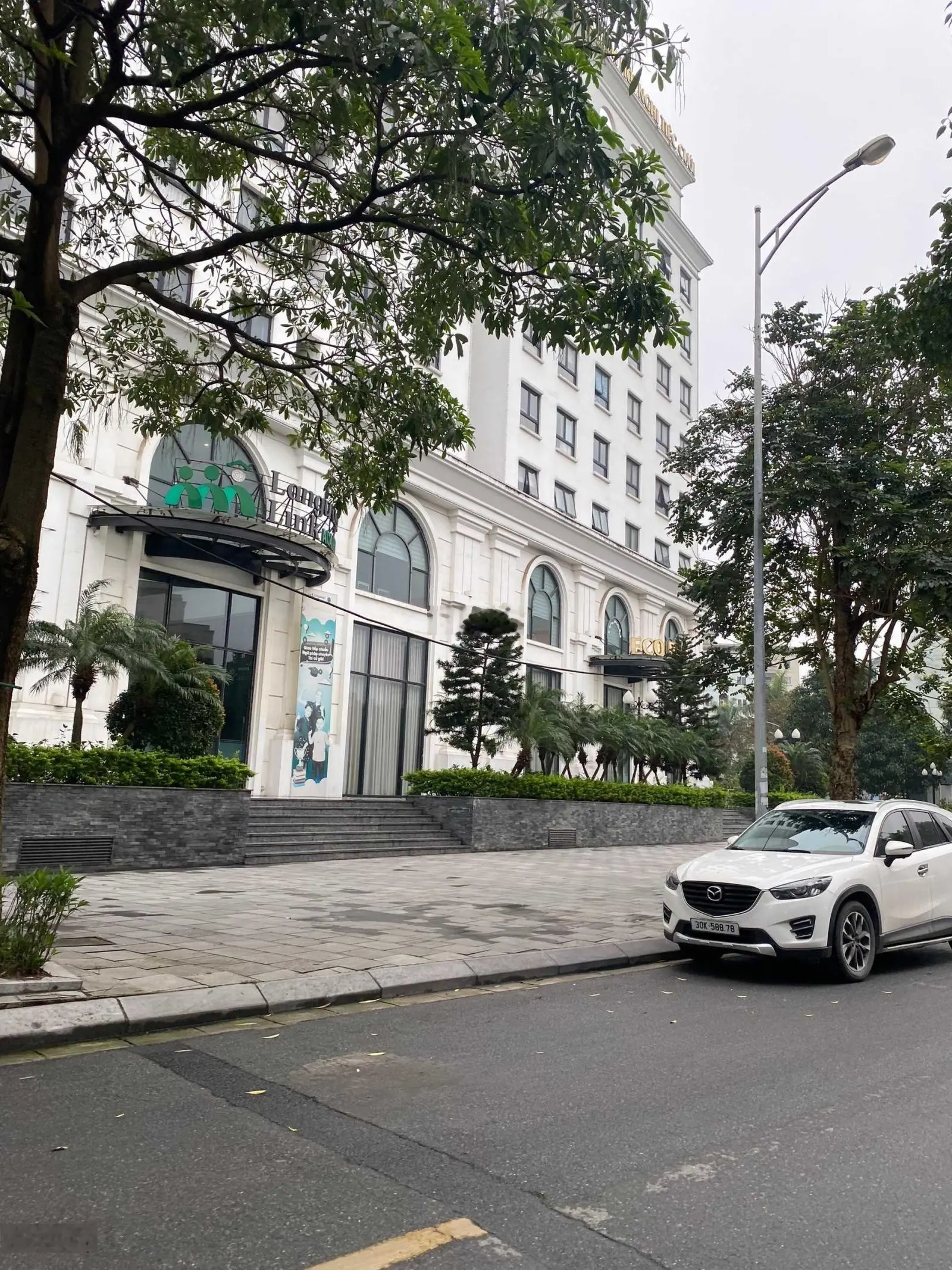 Bán căn hộ 2PN 72m2 giá 3,3 tỷ tại trung tâm KĐT Việt Hưng có sổ - hỗ trợ vay miễn lãi 18 tháng