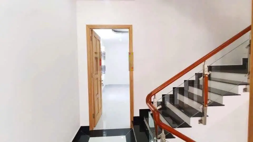 Công chứng ngay căn nhà HXH Trường Chinh Tân Bình 48m2 SHR 1T2L4PN, HDT14tr Chỉ có 3tỷ 90tr LH ngay