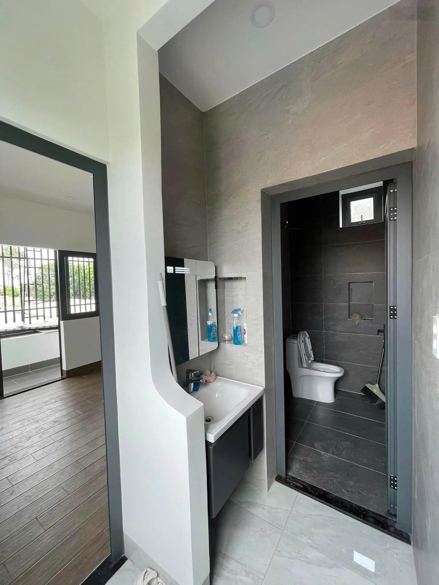 Nhà gác lửng gần trung tâm biên hòa với 550 triệu