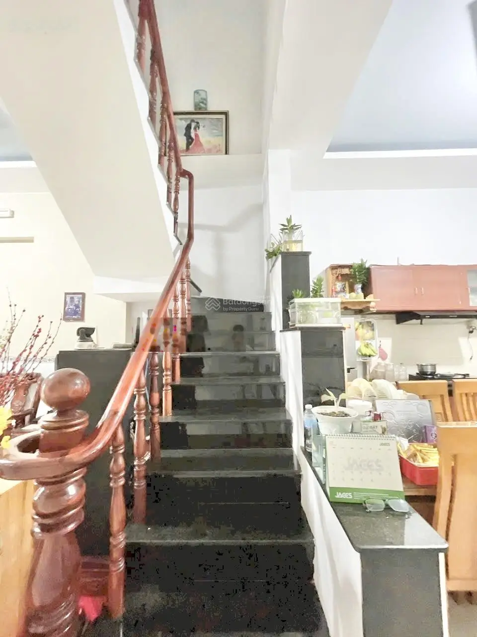 Cần bán nhà lầu trệt ngay ngã 3 cây điệp đường đỗ tấn phong vào 50M phường tân đông hiệp