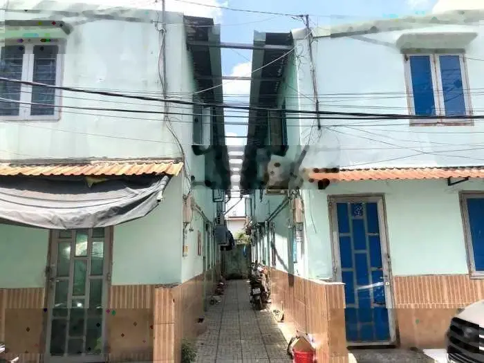 Gấp bán 2 dãy trọ - Bưng Ông Thoàn - Phú Hữu - Q9 - 217m2(11.5 x 19.5) - hoàn công đủ - giá 9.45 tỷ