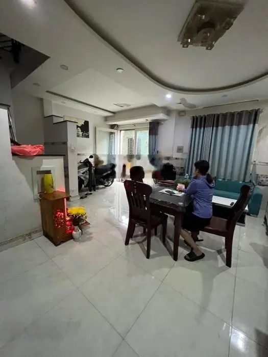 Bán nhà 2 tầng ngay phạm văn đồng hiệp bình chánh, thủ đức giá chỉ 4 tỷ