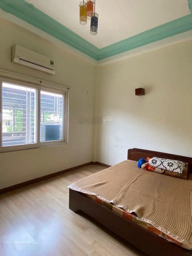 Mặt ngõ Phương Mai, Đống Đa, oto kinh doanh, DT 45m2 x 4 tầng, MT 4.2 m giá : 12 tỷ TL