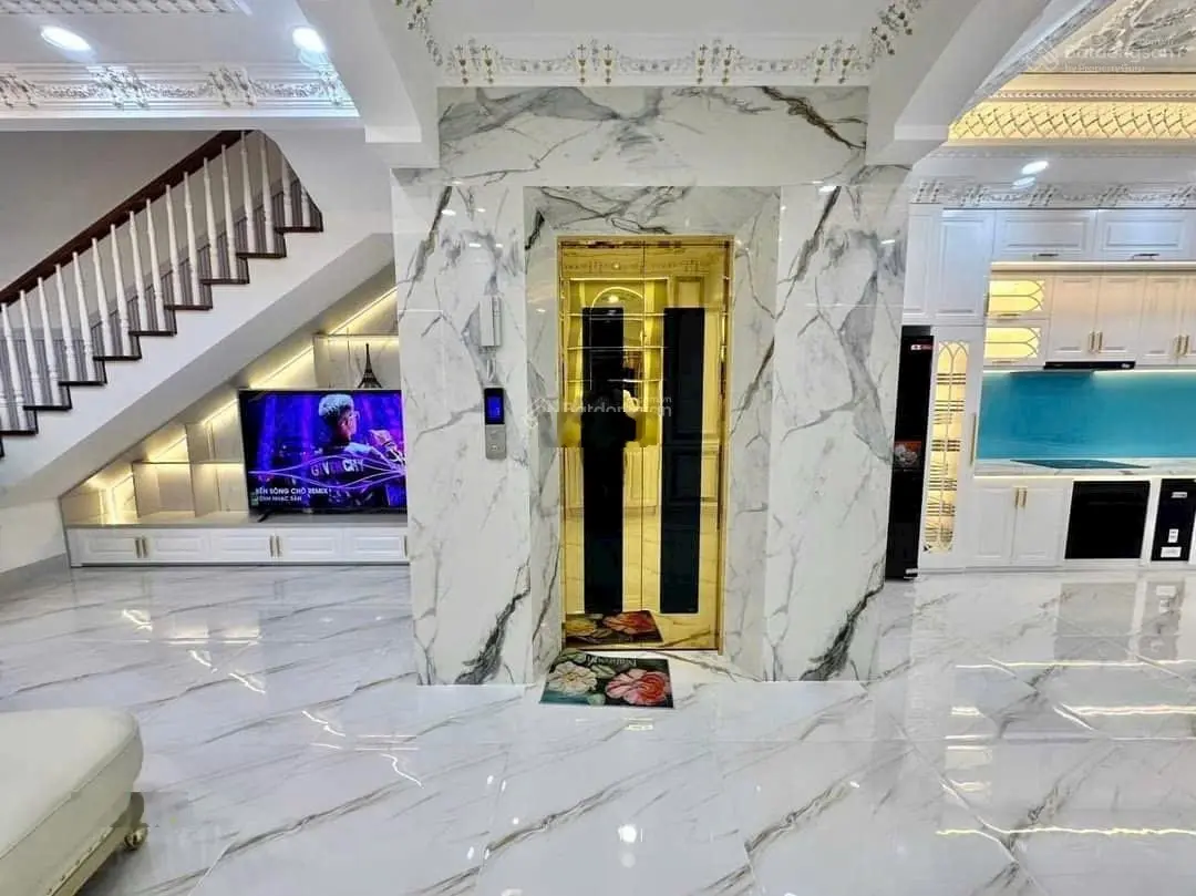 Bán nhà mới - có thang máy - thị trấn Nhà Bè