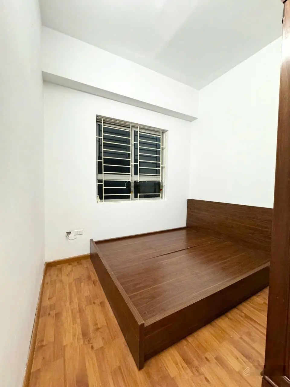 Bán gấp căn 57m2 - 2ngủ&2vs HH4 Linh Đàm Hoàng Mai. Lh: 0966 455 *** em Thuỷ