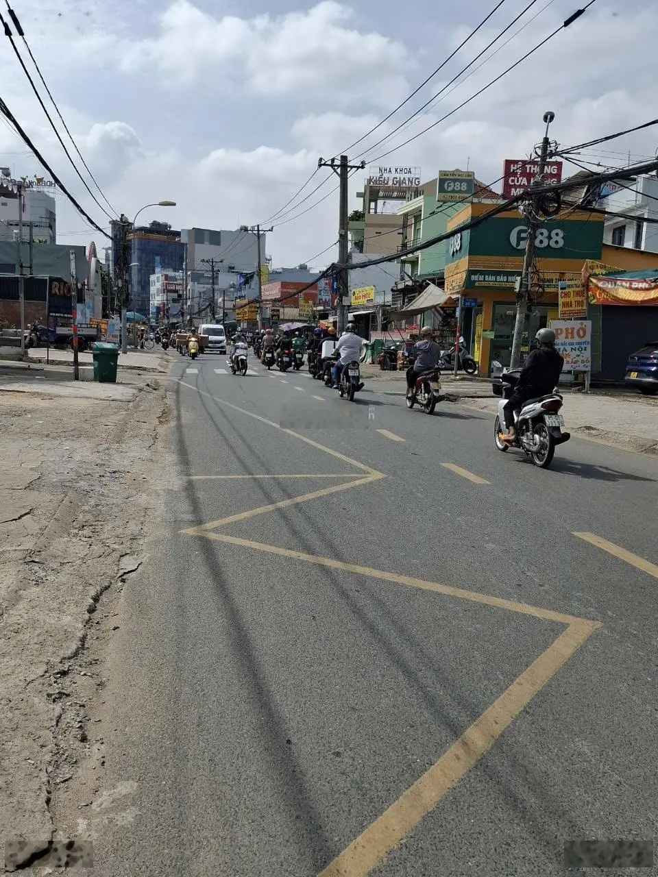 Bán nhà mặt tiền Nguyễn Thị Định quận 2 giá 50 tỷ