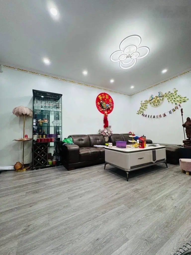 Bán chung cư CT3B Mễ Trì Thượng 89m, 3N, 2Vs, 4,75 tỷ. Full nội thất vị trí vàng, nhiều tiện ích