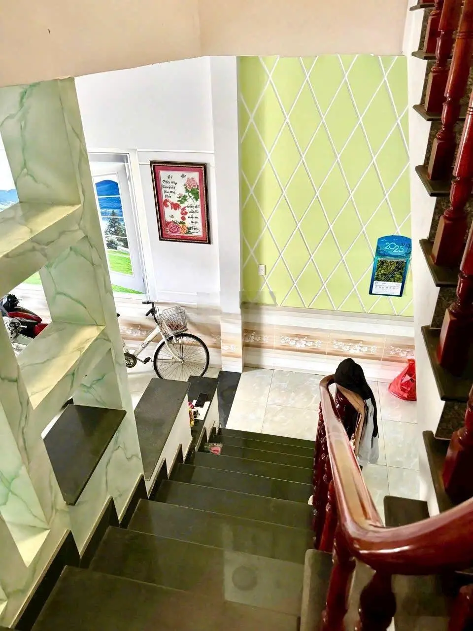 Nhà lầu gần trung tâm hành chính Dĩ An, giá 3 tỷ 850 triệu