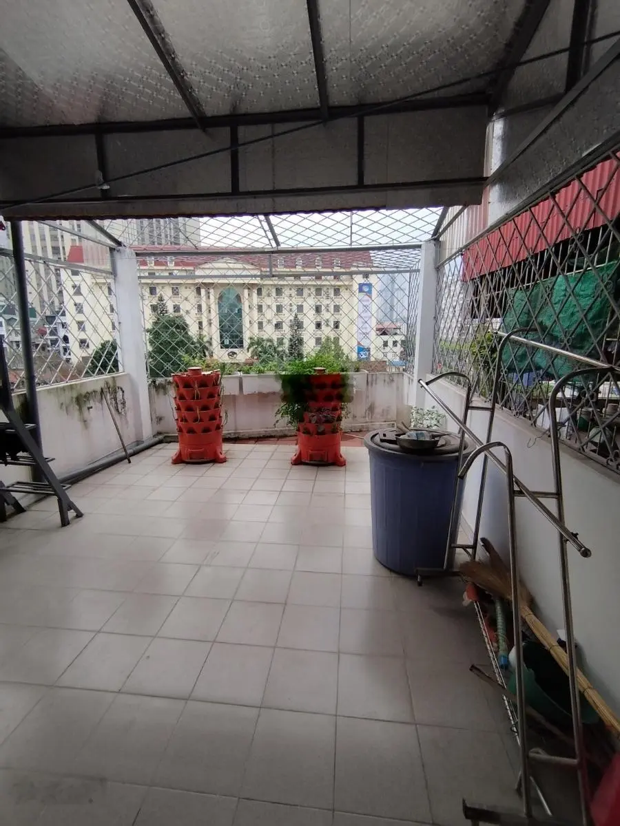 Chính Chủ gửi bán nhà phân lô Trung Kính 64m2, 5T, giá siêu hời 18,9 tỷ đoạn đường đôi cách phố 30m