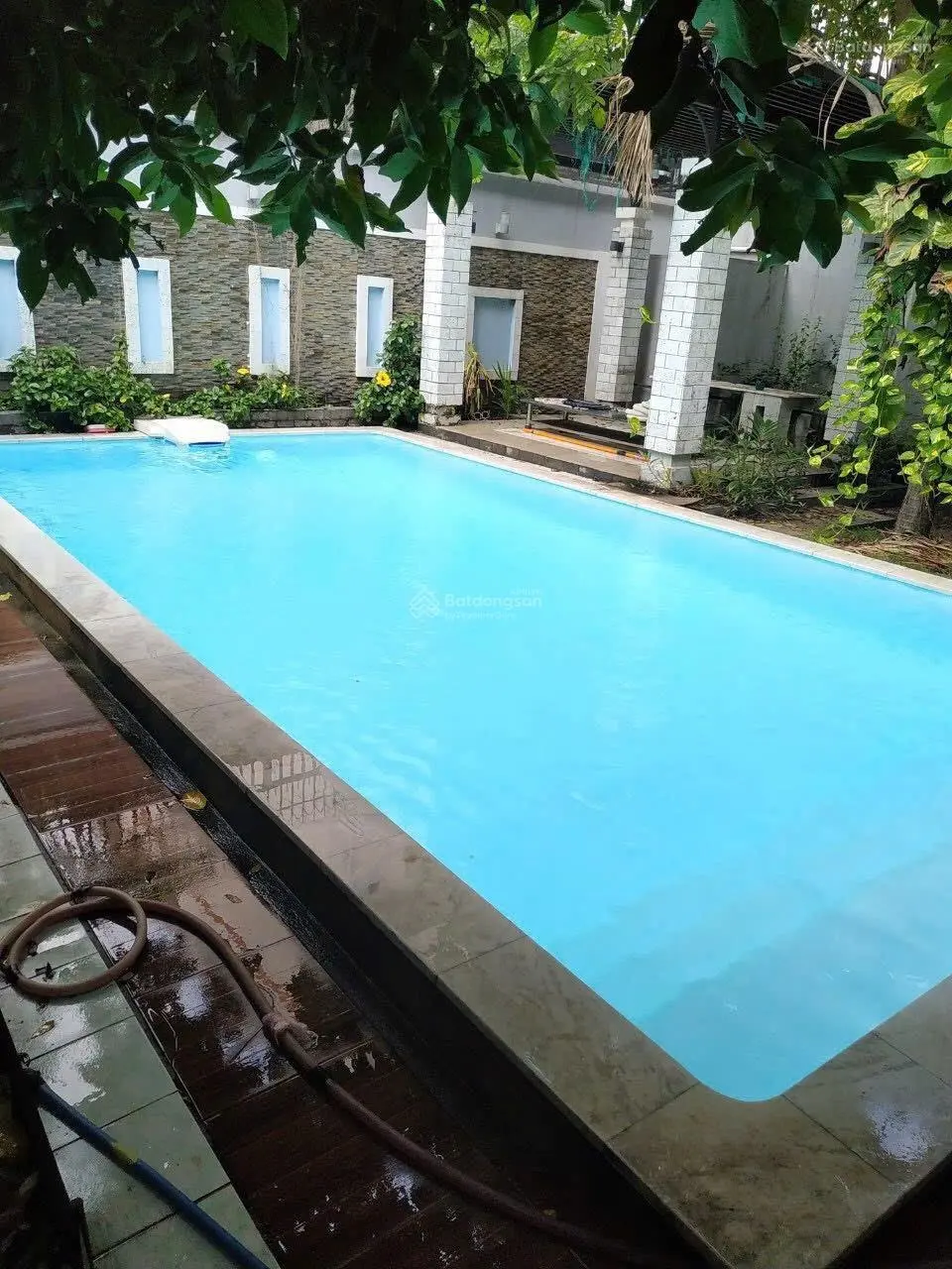 Gấp ! Bán đất tặng biệt thự sân vườn hồ bơi 351m2 ngang 12m khu Vip Phước Bình q9 chỉ hơn 34 tỷ TL