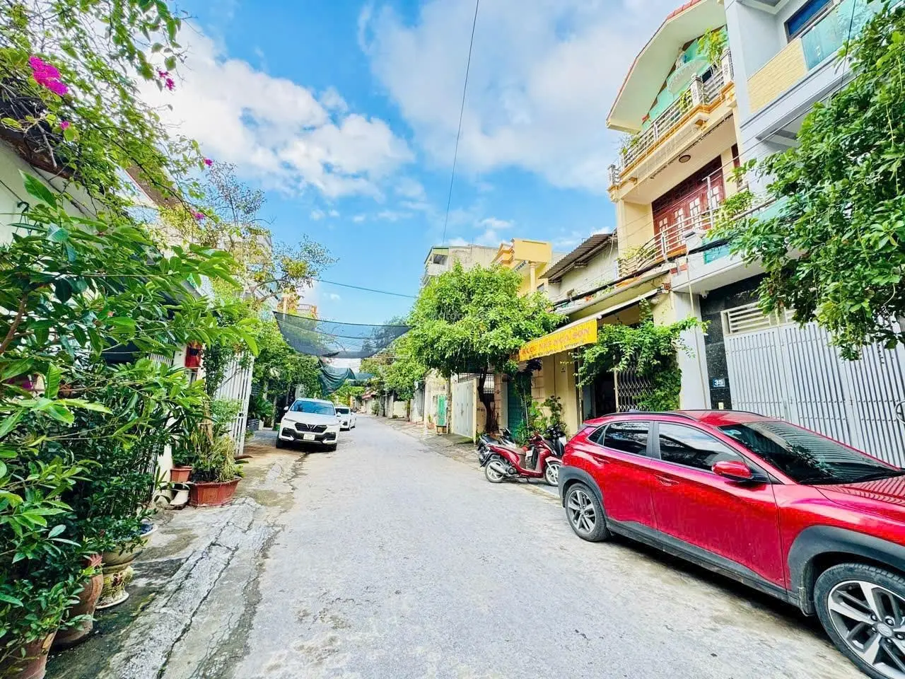 Hàng mới ra lò - phố lê thước - 50m ra đến đội cung