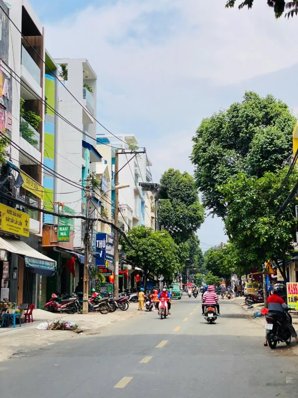 Cần bán nhà 4 tầng mặt tiền Huỳnh Đình Hai, P14, Bình Thạnh. DT 3,83x21m, giá bán 16,2 tỷ bớt lộc