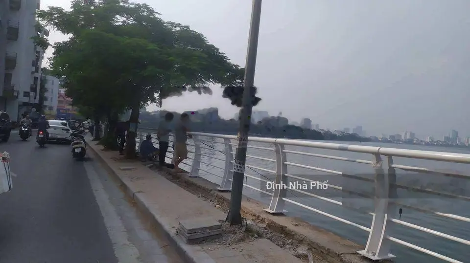 Bán tòa 7T MP Nguyễn Đình Thi, ôm trọn view Hồ Tây 128m2 MT 8.7m - vị trí đắc địa cho thuê 330tr/th