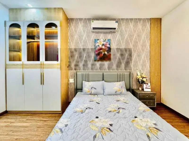Nhà đẹp đường Nguyễn Thị Thập, Quận 7, DT 50m2, sổ hồng riêng