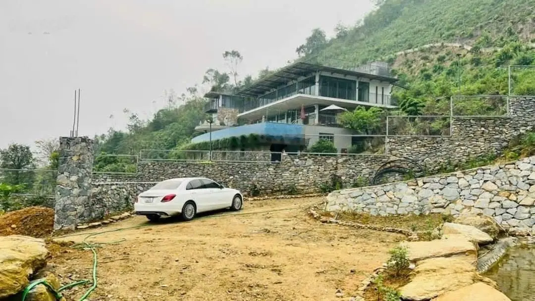 Siêu phẩm nghỉ dưỡng Tiến Xuân Thạch Hà Nội. 4400m2/ 400m2 đất ở, giá tốt trong tuần